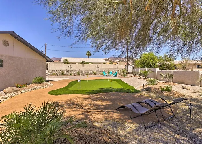 Putting Green, Pool Access: Havasu Home! *
